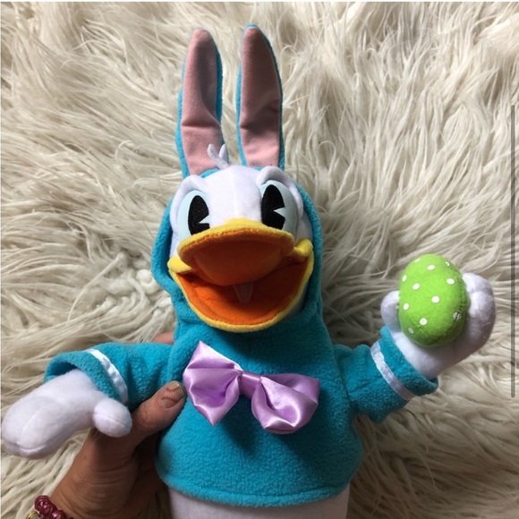 Disney Hallmark Don’t Pull My Ears Donald Duck Easter Musical Motion Character - Picture 2 of 8